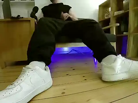 jonas_camboyのウェブカメラショー