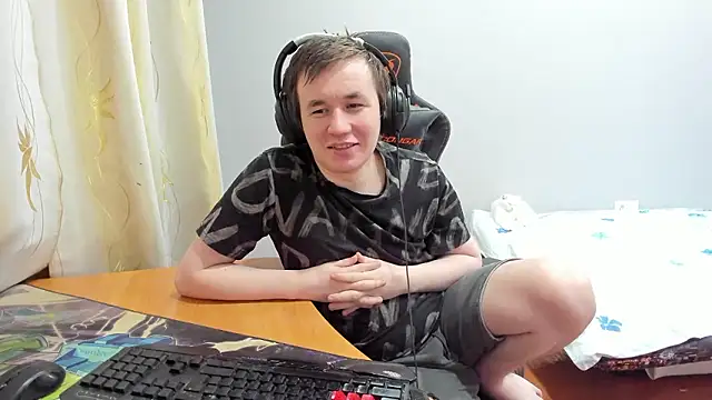 Show modela iliaskrislove na web-kameri