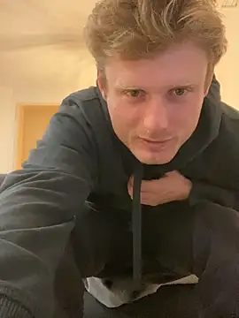 Show modela Fitlover1994 na web-kameri