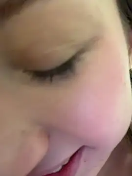 Chat +18 de Lia__Love ao vivo