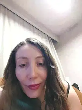 HellaryTourent's Live XXX Chat
