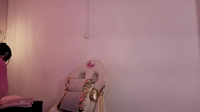 Brandy_collinss' Live XXX Chat