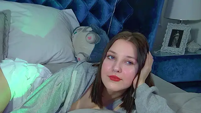 TinnaBurton's Live XXX Chat