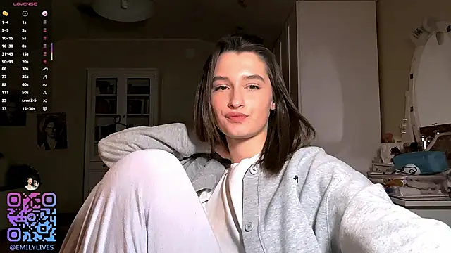 DarlineBrustera's Live XXX Chat