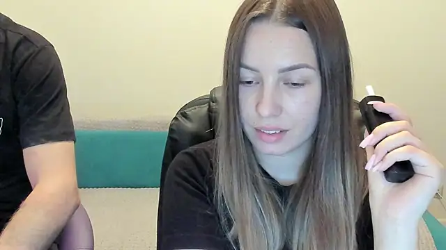 Mia_shy1's Live XXX Chat