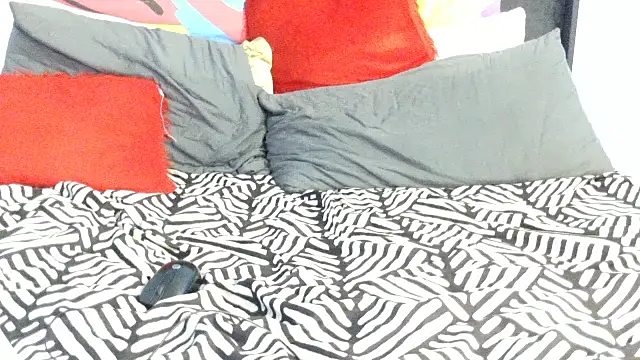 Dandelion_enigman's Live XXX Chat