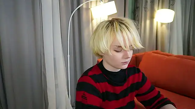 KellyKik's Live XXX Chat