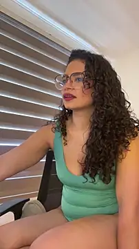 cinnamon_rosa's Live XXX Chat