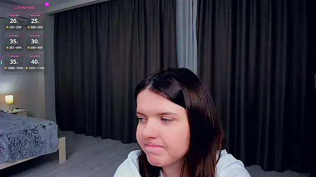 TiannaVillari's Live XXX Chat