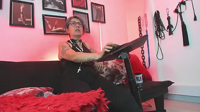 MistressNyx_cgのウェブカメラショー