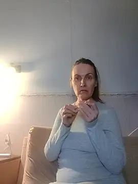 Evelina_cute's Live XXX Chat