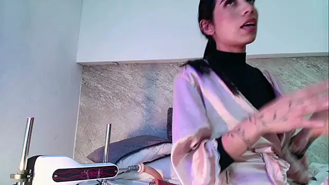 Dixie_grey1's Live XXX Chat