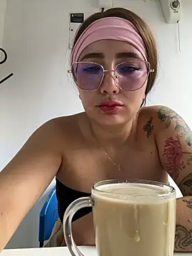 Arya_d's Live XXX Chat