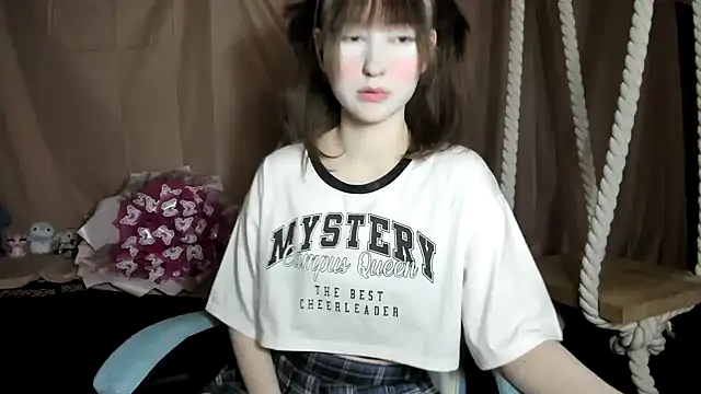 Yoonhee_ki's Live XXX Chat