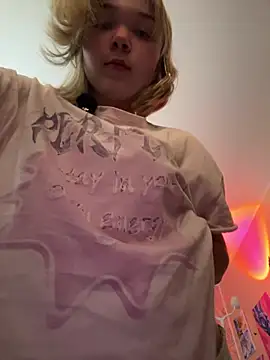 Emilly_Wills_'s Live XXX Chat