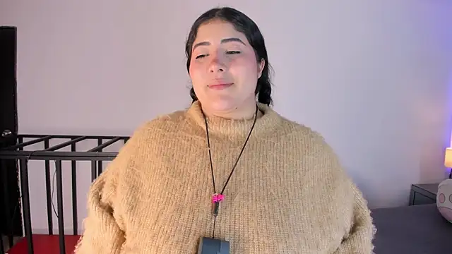 AmberiniHoffman's Live XXX Chat