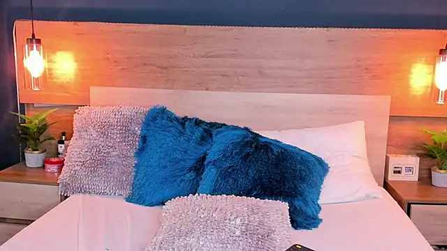 SusanAdams1's Live XXX Chat