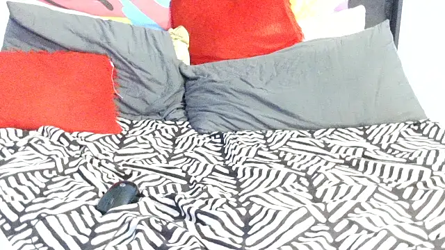 Dandelion_enigman's Live XXX Chat