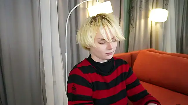 KellyKik's Live XXX Chat