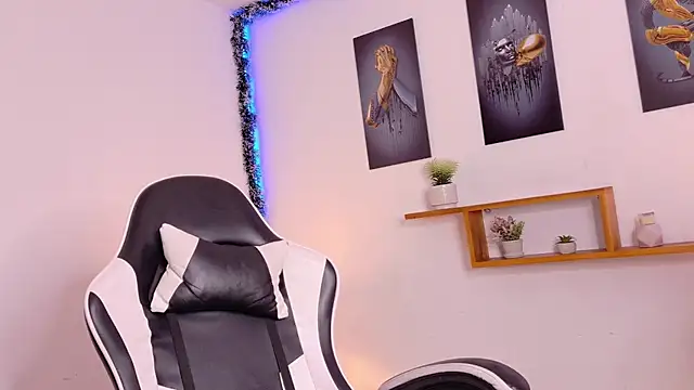 pocahontas_moon_'s Live XXX Chat