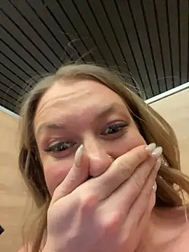 Sweet___Emily's Webcam Show