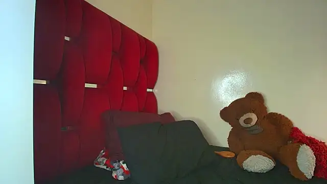 Camila_hot_ts' Webcam Show