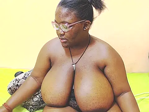 Damm_Bobbies' Live XXX Chat