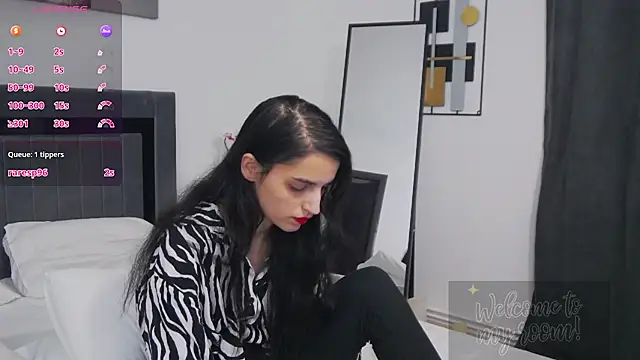 SoniaMoonnnnのウェブカメラショー