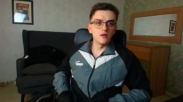 FelixStarkk's Live XXX Chat