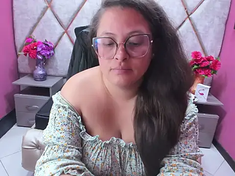 Sarah_Boobs_'s Live XXX Chat