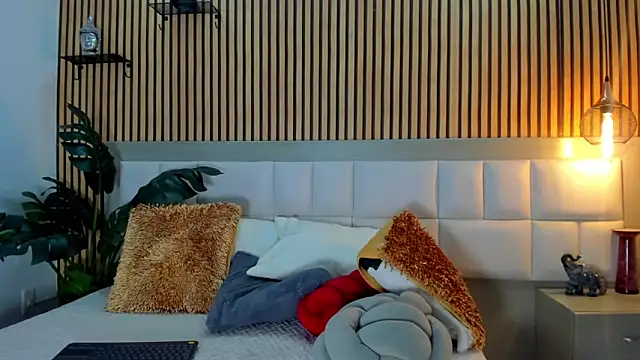 Roseaurora's Live XXX Chat