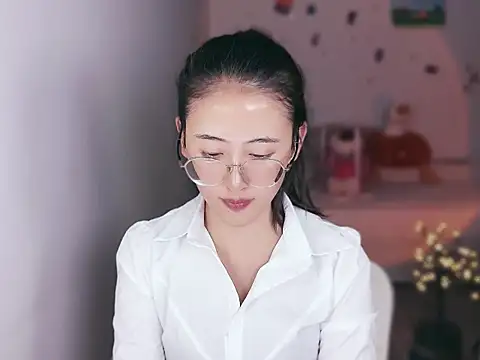 Queena_'s Live XXX Chat