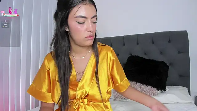 VictoriaParkeer's Live XXX Chat