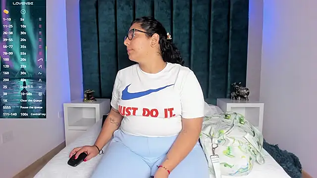 DanielleEvans_'s Live XXX Chat