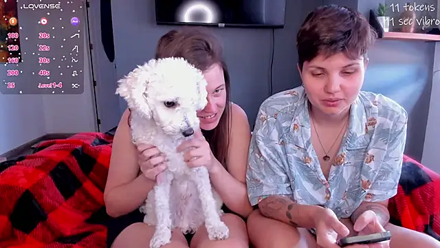 Tenderly_Couple's Live XXX Chat