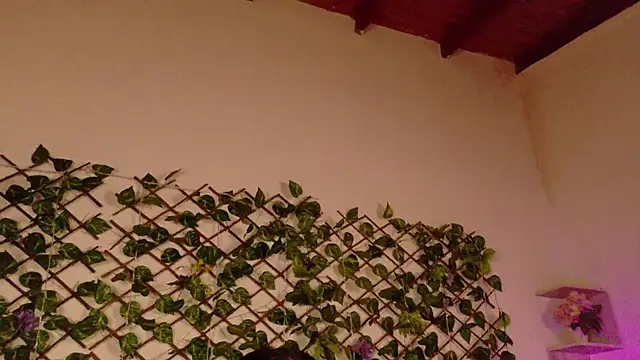 annie_barozzi's Live XXX Chat