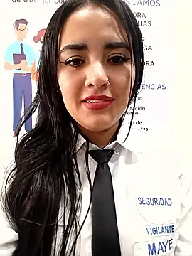 MAYE__13's Live XXX Chat