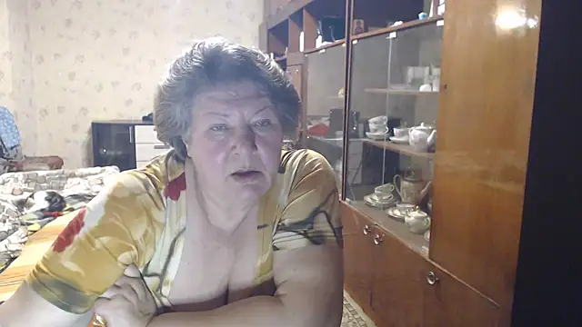 HotLusi's Live XXX Chat