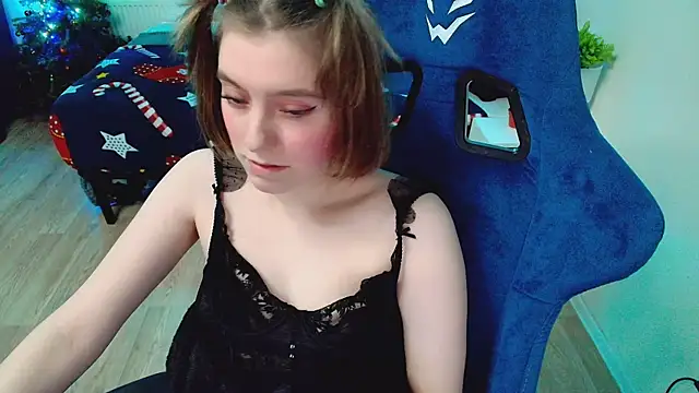 CranberryHot's Live XXX Chat