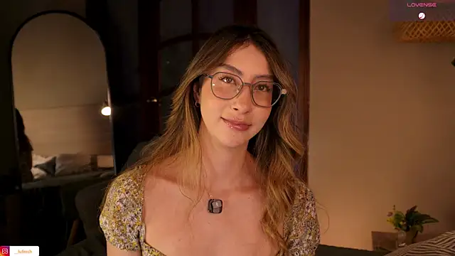 lua_ferch__'s Live XXX Chat