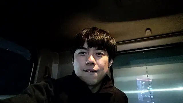 whitebriefboyのウェブカメラショー