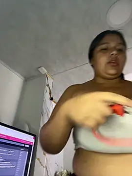 emmamilk20's Webcam Show