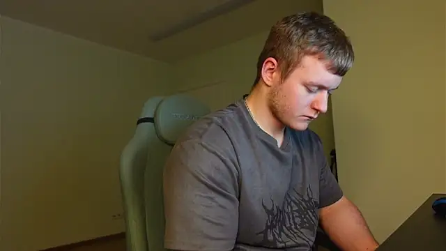 Chatroom XXX en direct de Richard_Dullas