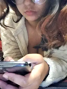 love_bitessss' Webcam Show