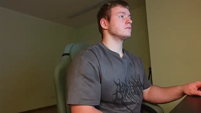 Richard_Dullas Live XXX-chat