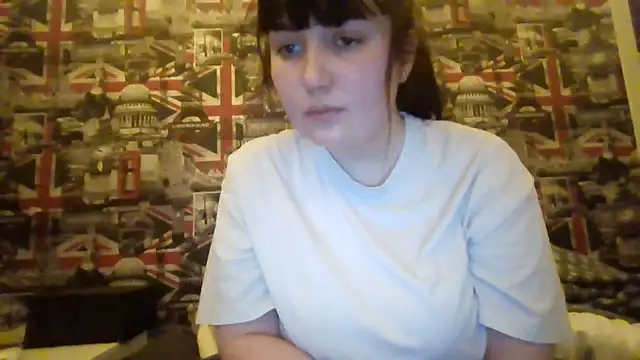 Chatroom XXX en direct de Lynylou