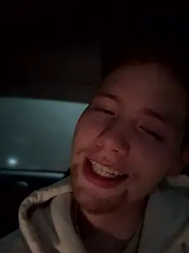 LukeAndLucy's Live XXX Chat