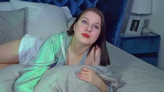 TinnaBurton's Live XXX Chat