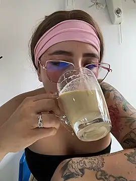 Arya_d's Live XXX Chat