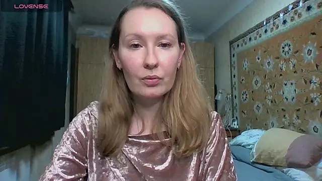 AnnaXLovers' Live XXX Chat